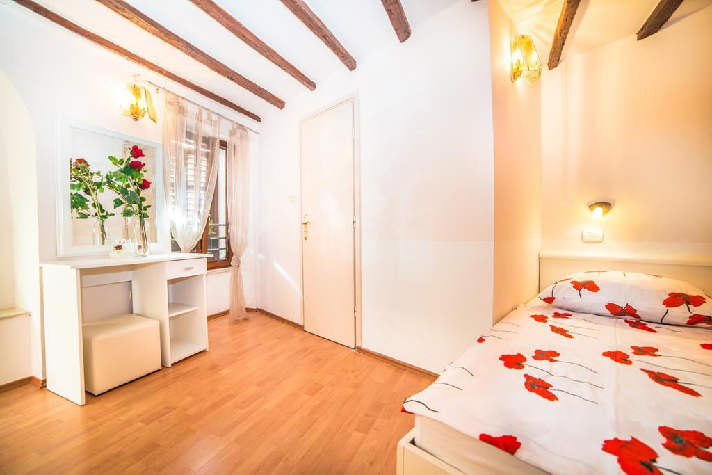 Apartments Dominik Rovinj Extérieur photo